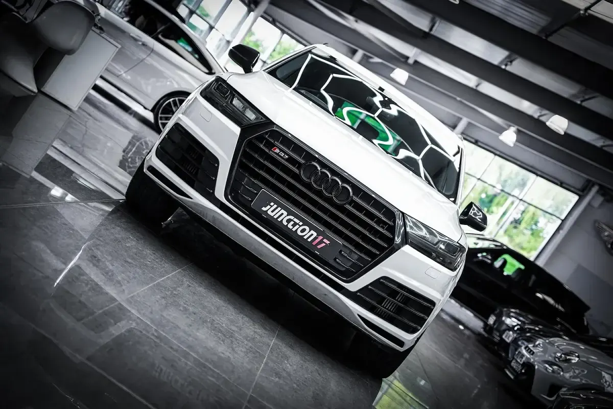 Used Audi SQ7 Business 435 HP (319 kW) 2017 White SUV