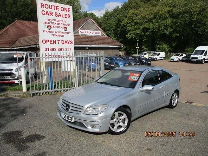 Silver Used 2008 Mercedes CLC180 SE Hatchback | £3,495 (A bit pricey) - Image 1/4