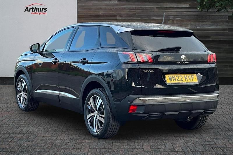 Used Peugeot 3008 Allure 129 HP (94 kW) 2022 Black SUV
