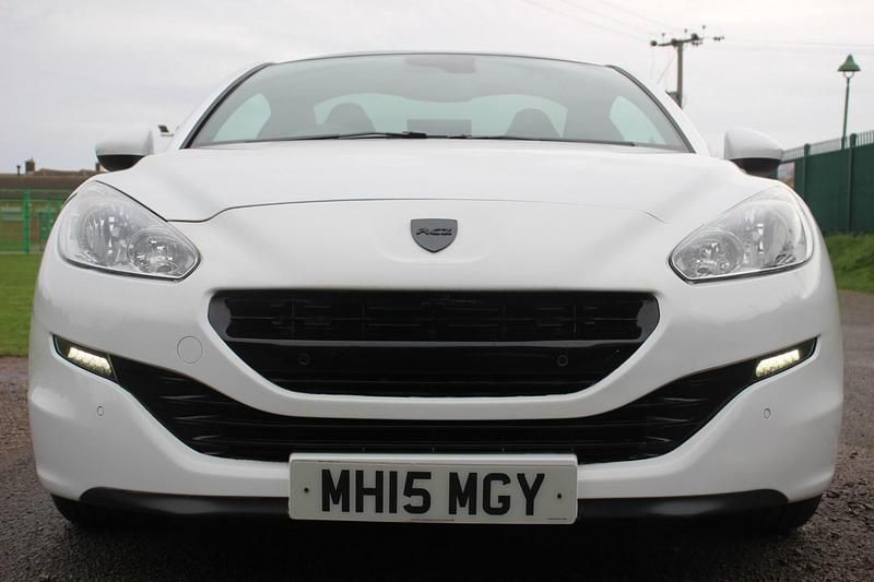 Used Peugeot RCZ GTi 2015 White Coupe