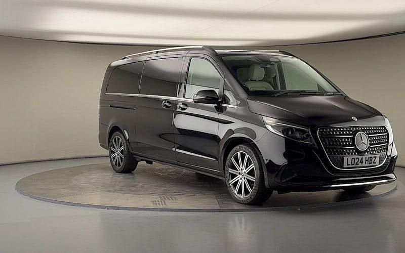 Begagnad Mercedes V220 163 HK (119 kW) 2020 Minibuss