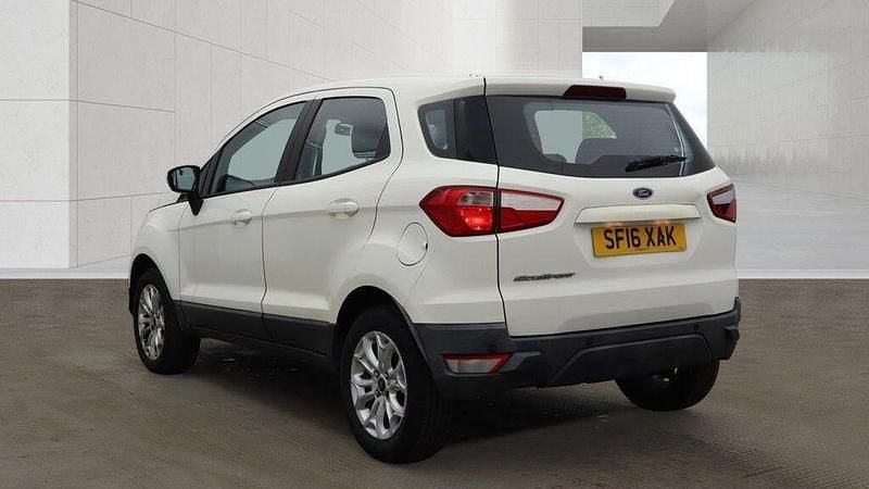 Used Ford Ecosport Zetec 95 HP (69 kW) 2016 White SUV