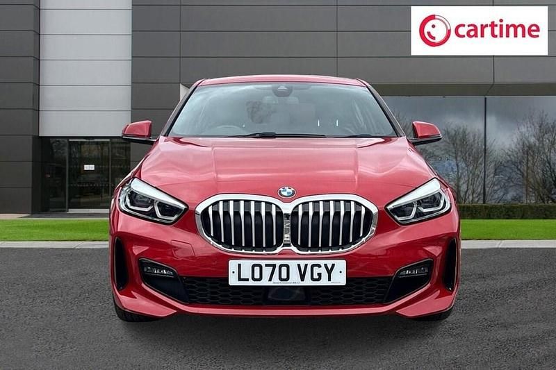 Used BMW 118 M Sport 140 HP (102 kW) 2021 Red Hatchback