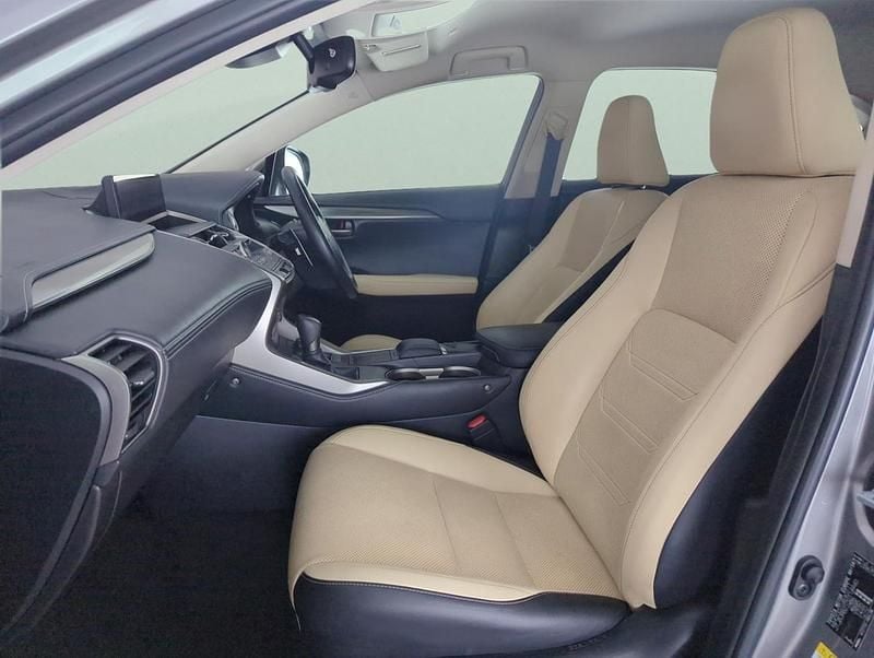 Used Lexus NX300h 197 HP (144 kW) 2019 Silver SUV