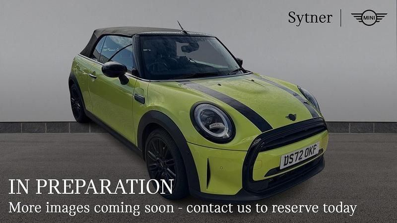 Used Mini Cooper Exclusive 134 HP (98 kW) 2022 Yellow Hatchback