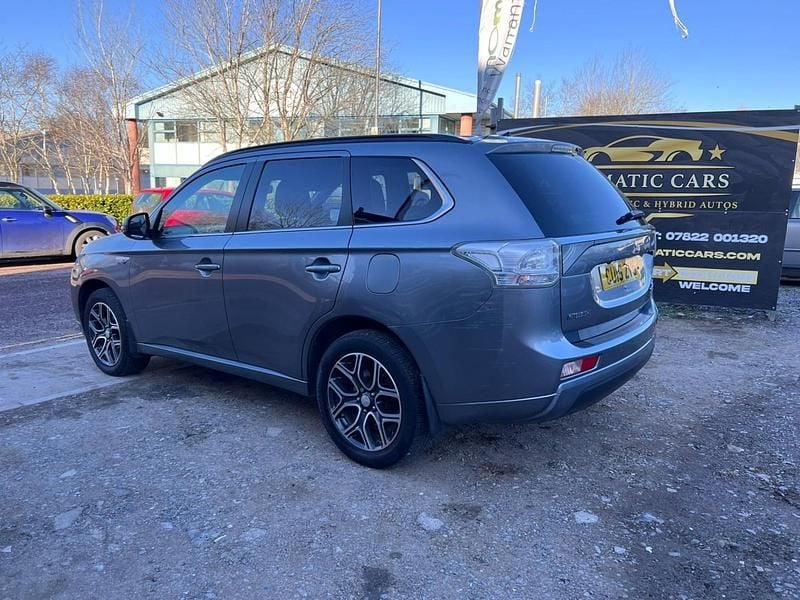 Used Mitsubishi Outlander P-HEV 2015 Grey Estate
