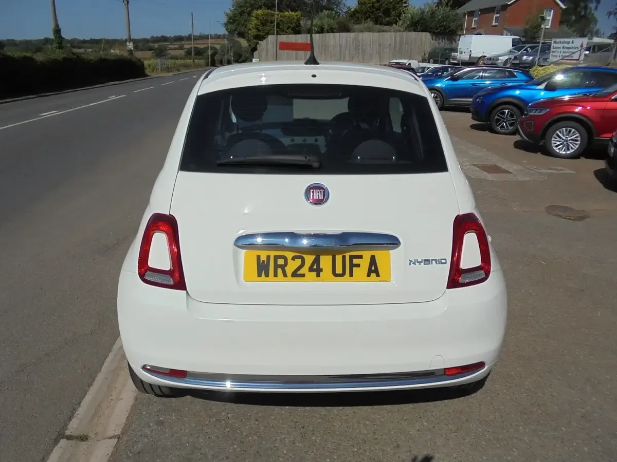 Used Fiat 500 2024 White Hatchback