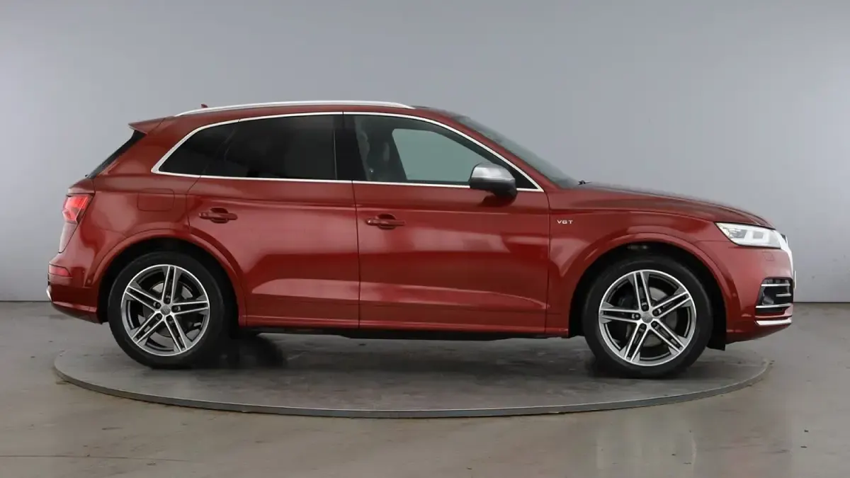 Used Audi SQ5 S-Line 354 HP (260 kW) 2018 Matador red SUV
