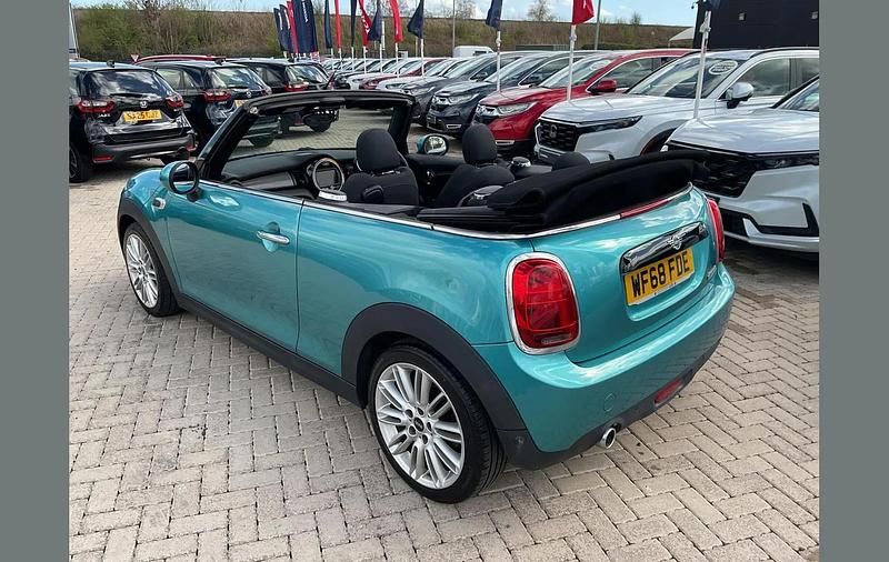 Używany Mini Cooper Cabriolet 134 KM (98 kW) 2018 Other Kabriolet