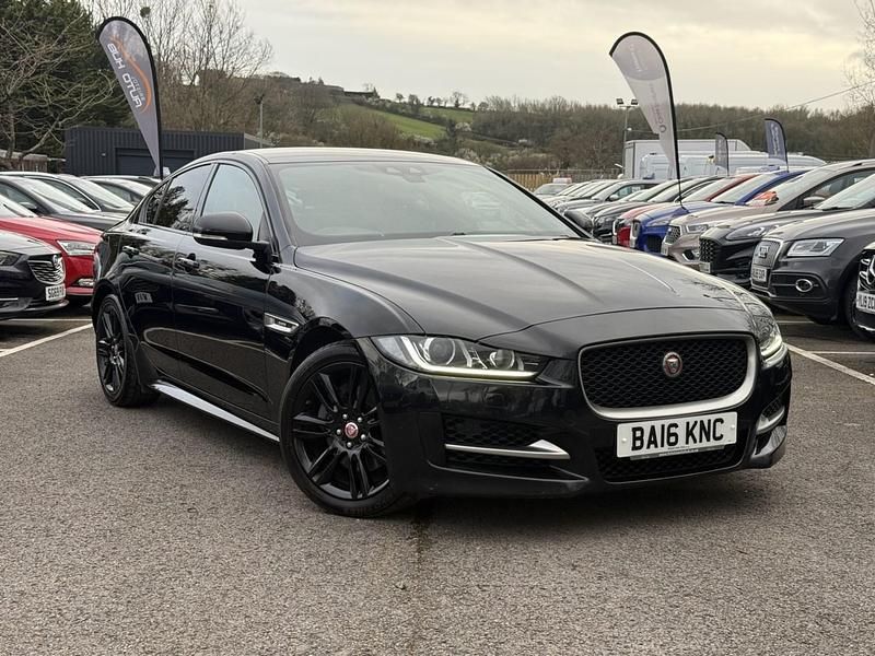 Used Jaguar XE R-Sport 180 HP (132 kW) 2016 Black Sedan