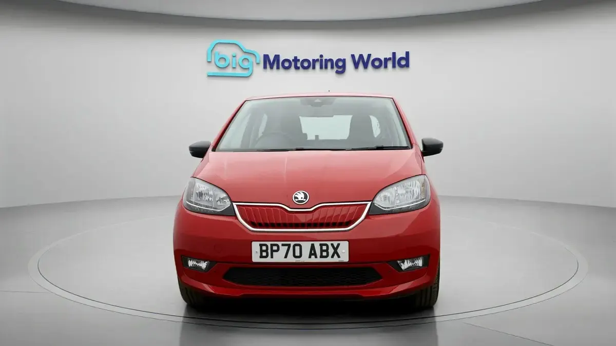 Used Skoda Citigo-e IV SE 61 kW (83 HP) 2020 Red Hatchback