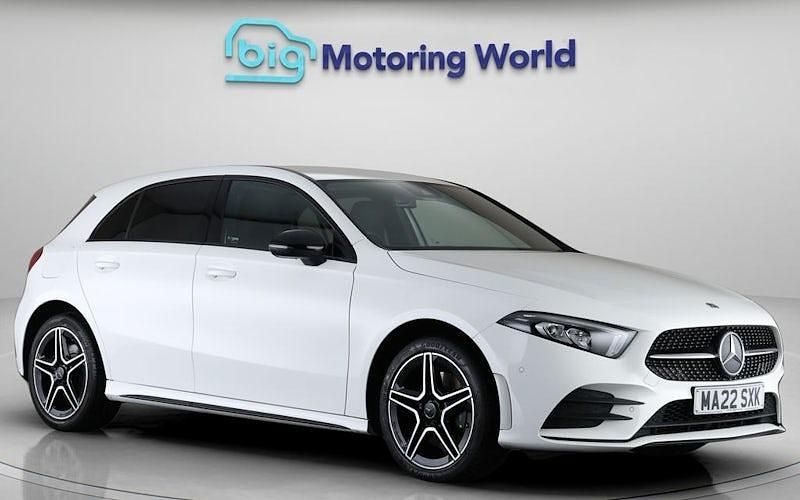 Used Mercedes A250 Executive 218 HP (160 kW) 2022 White Hatchback