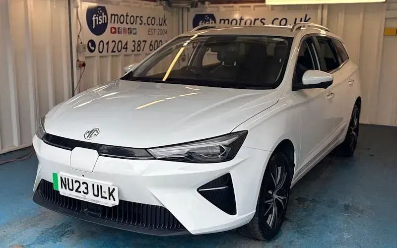 Käytetty MG MG5 EV Trophy 114 kW (156 HP) 2022 Farmari