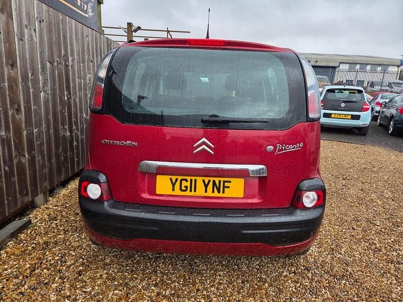 Used Citroën C3 Picasso VTR Sport 2011 Red MPV