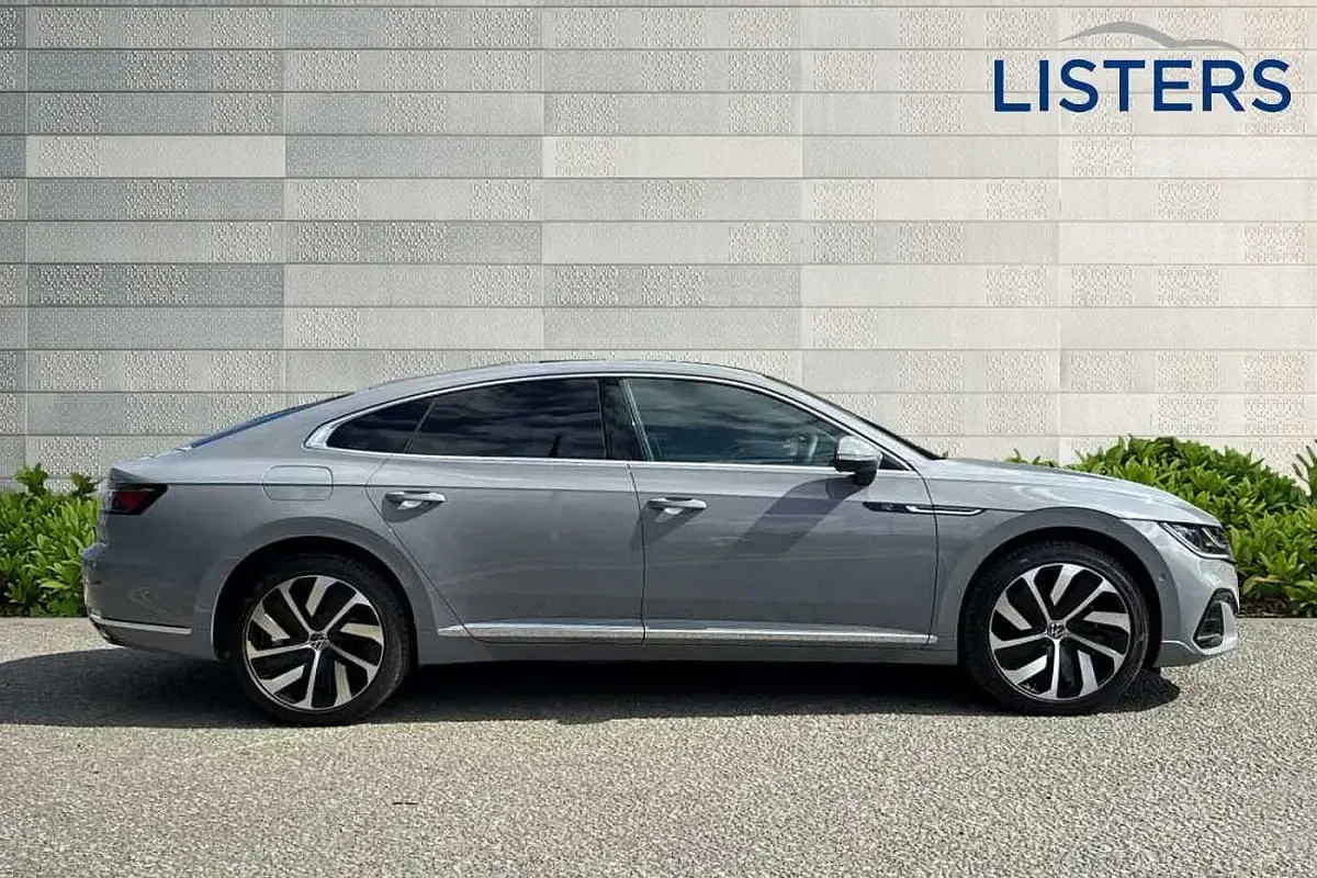Used VW Arteon R-line 218 HP (160 kW) 2025 Moonstone grey Estate
