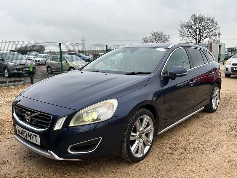 Used Volvo V60 SE Lux 2010 Blue Estate