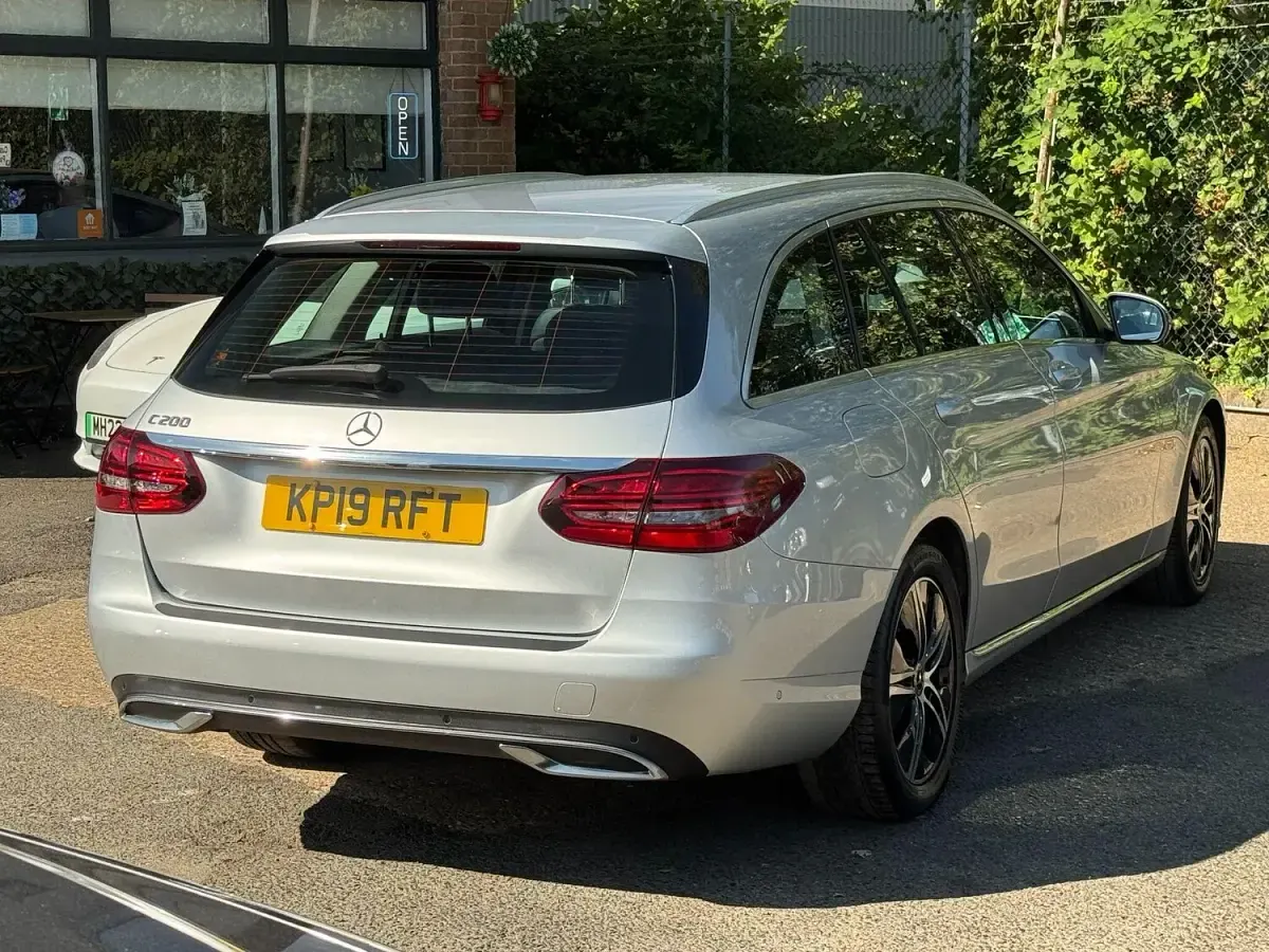 Used Mercedes C200 Premium 2019 Silver Estate
