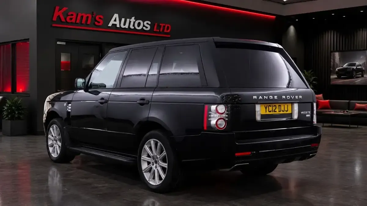 Used Land Rover Range Rover Vogue SE 2012 Black SUV