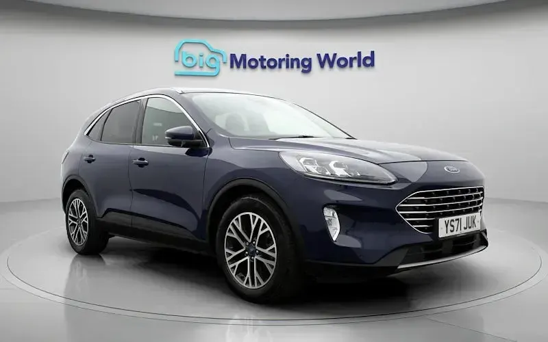 Used Ford Kuga Titanium 120 HP (88 kW) 2021 Blue SUV