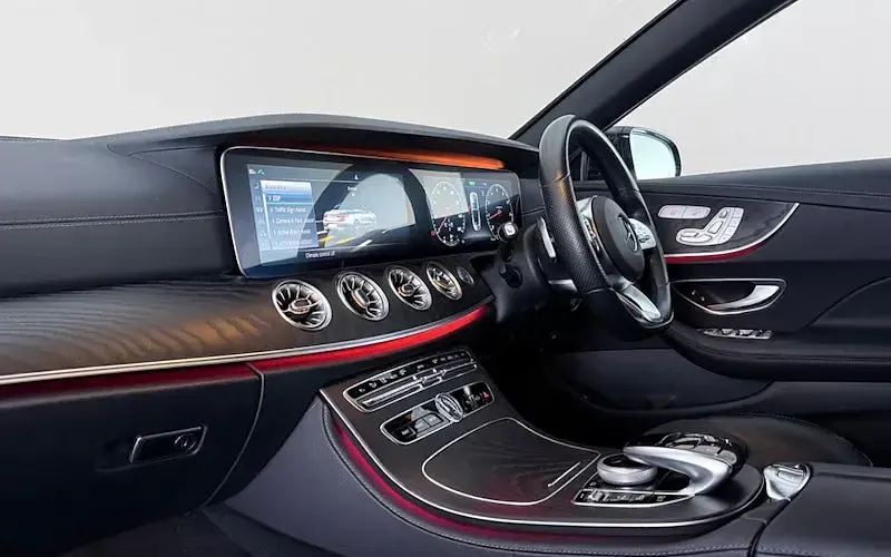 Used Mercedes E350 AMG Line Premium Plus 299 HP (219 kW) 2019 Black Cabriolet