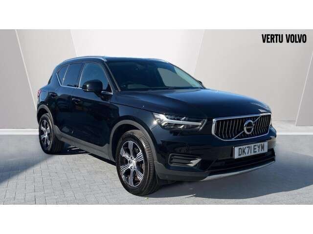 Black Used 2022 Volvo XC40 Inscription SUV | £31,201 (A bit pricey) - Image 1/4