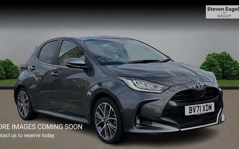 Used 2025 Toyota Yaris Hybrid Hatchback | £18,145 (Good price) - Image 1/4
