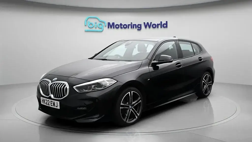 Used BMW 118 M Sport 136 HP (100 kW) 2022 Black Hatchback