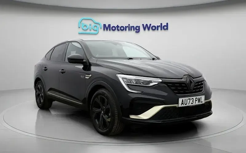 Used Renault Arkana Bose Edition 145 HP (106 kW) 2023 Black SUV