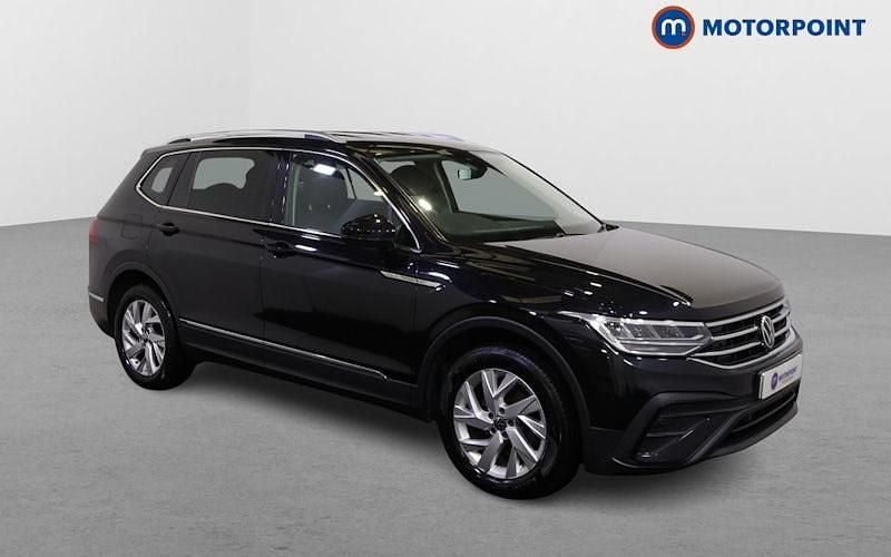 Used 2024 VW Tiguan Allspace Life SUV | £21,249 (Good price) - Image 1/4