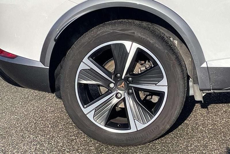 Second-hand Cupra Formentor 150 CP (110 kW) 2024 Alb SUV