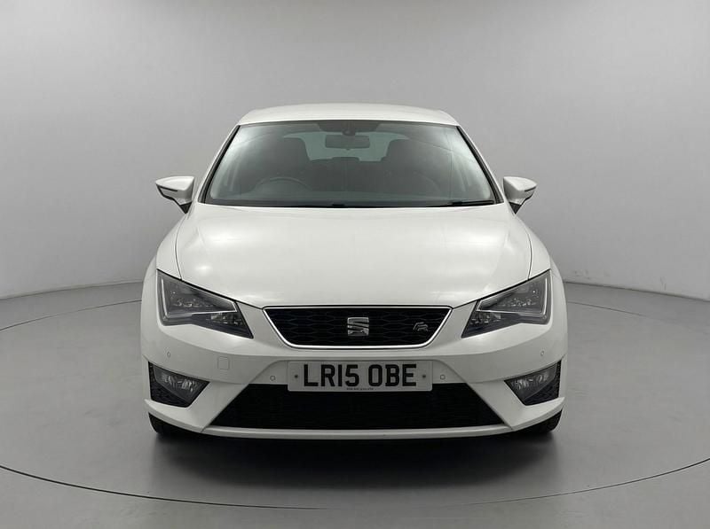 Used Seat Leon FR 184 HP (135 kW) 2015 White Hatchback