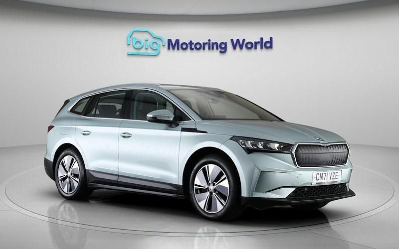 Used Skoda Enyaq iV Loft 150 kW (204 HP) 2021 Silver SUV