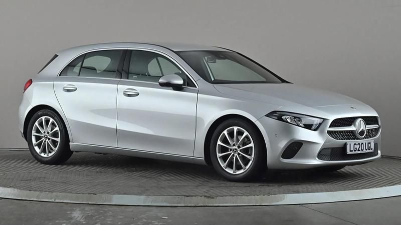 Used Mercedes A180 Executive 136 HP (100 kW) 2020 Silver Hatchback