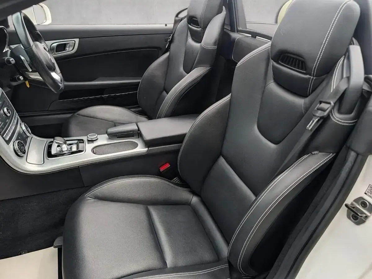 Used Mercedes SLC200 AMG line 2017 White Cabriolet