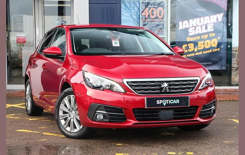 Used Peugeot 308 Allure Premium 129 HP (94 kW) 2021 Red Hatchback