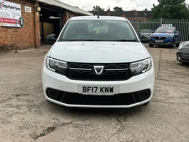 Used Dacia Sandero Ambiance 2017 White Hatchback