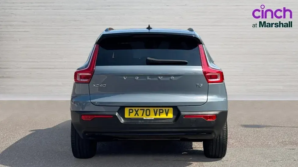 Used Volvo XC40 R-Design 163 HP (119 kW) 2020 Grey SUV