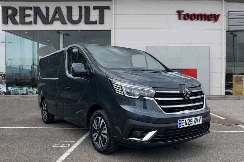 Grey New 2025 Renault Trafic Van | £25,995 - Image 1/4