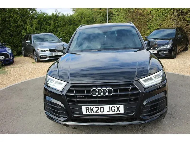Used Audi Q5 Black Edition 190 HP (139 kW) 2020 Mythos black metallic SUV