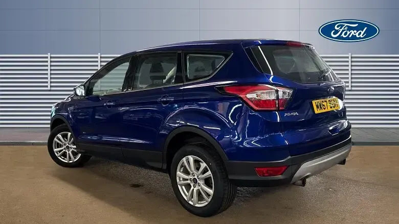 Second-hand Ford Kuga Zetec 182 CP (133 kW) 2017 Albastru SUV