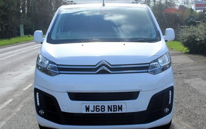 Used Citroën Dispatch 122 HP (89 kW) 2019 MPV