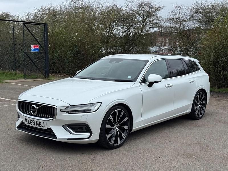 Used Volvo V60 Inscription 2018 White Estate