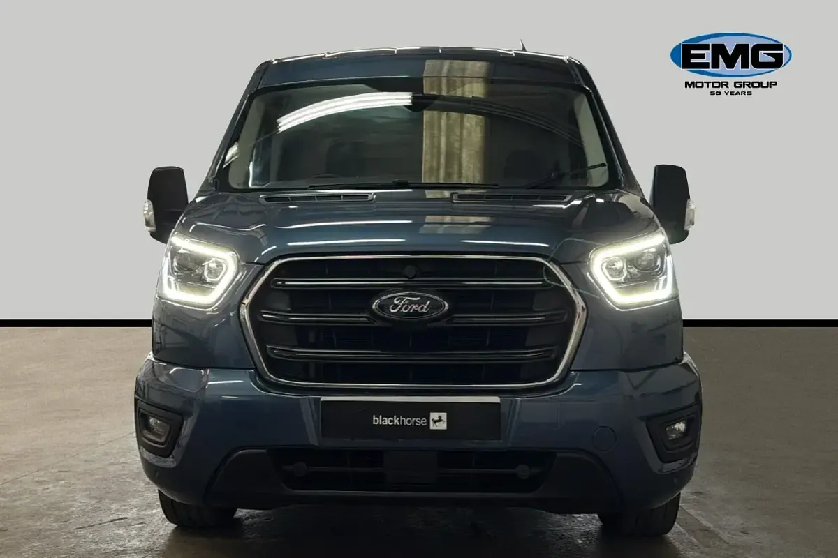 Used Ford Transit Limited 170 HP (125 kW) 2024 Blue Van