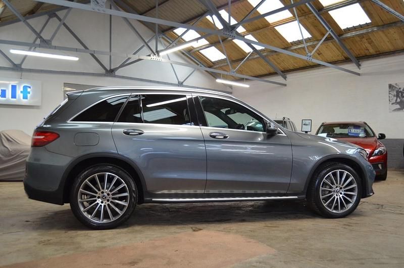 Used Mercedes GLC250 AMG Line Premium 211 HP (155 kW) 2018 Grey Estate