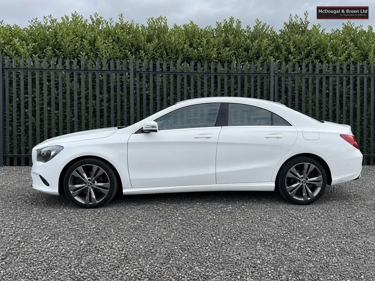 Used Mercedes CLA220 177 HP (130 kW) 2018 White Coupe
