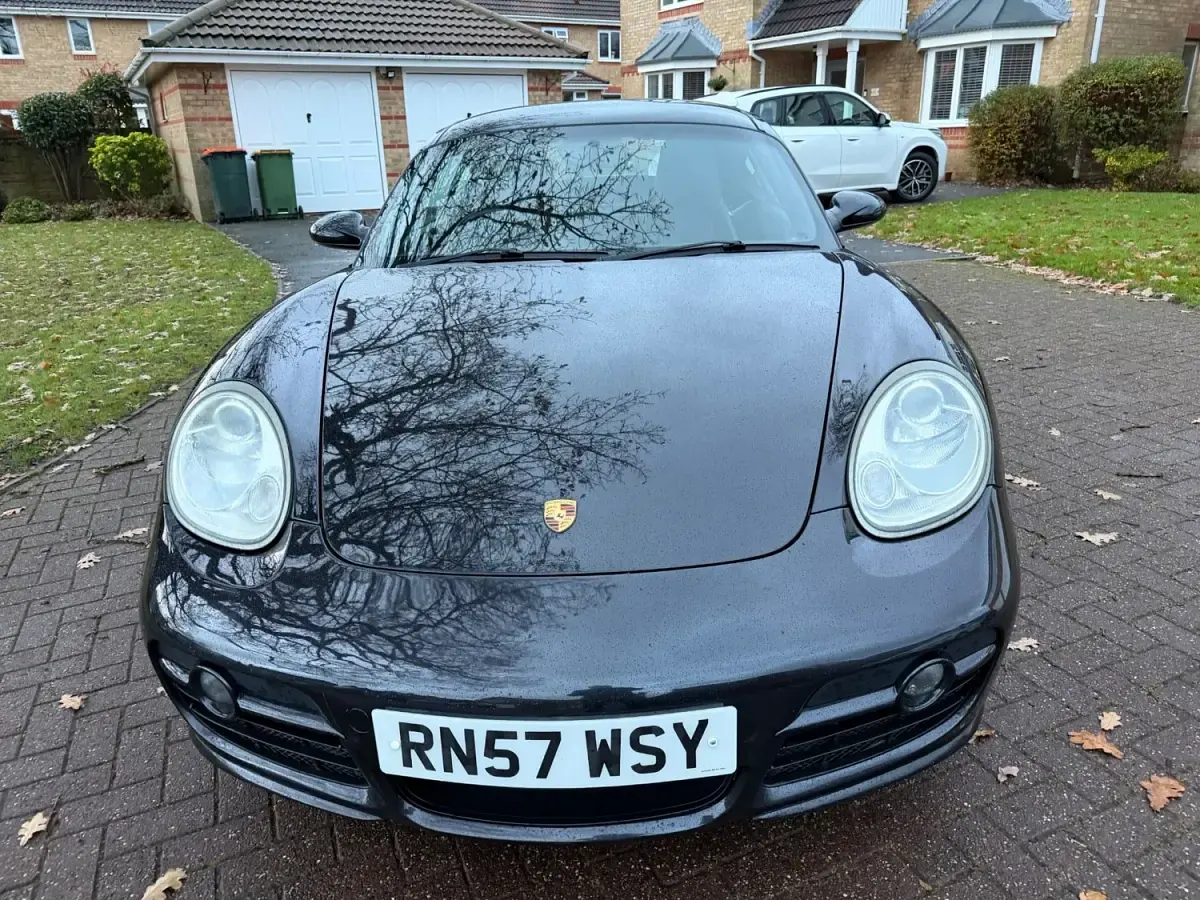 Usado Porsche Cayman 295 HP (216 kW) 2008 Preto Coupé