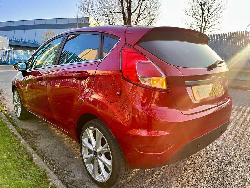 Used Ford Fiesta Titanium 2015 Red Hatchback