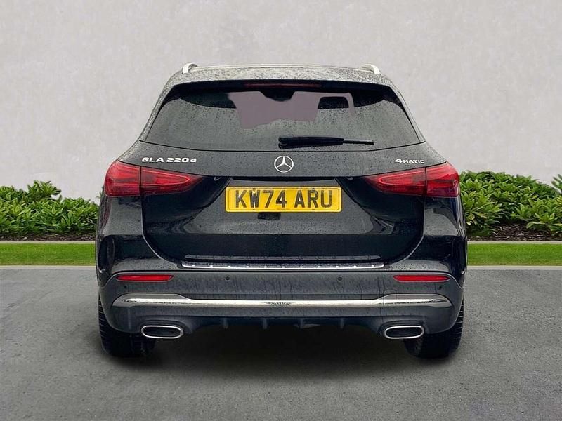 Used Mercedes GLA220 AMG Line Premium Plus 190 HP (139 kW) 2024 Black SUV