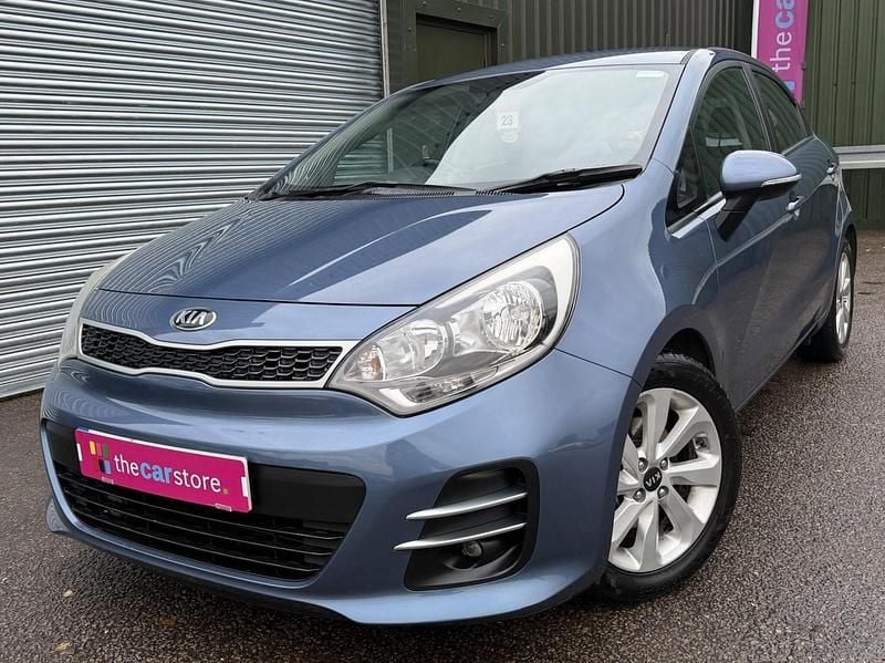 Blue Used 2016 Kia Rio Hatchback | £4,550 (Fair price) - Image 1/4
