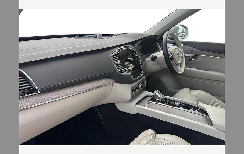 Used Volvo XC90 Ultimate 455 HP (334 kW) 2023 Silver SUV